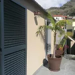 Favinha Rooftop Feriehus Machico (Madeira)