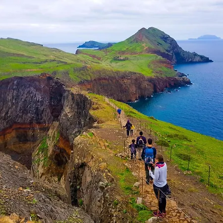 Favinha Rooftop Machico (Madeira)