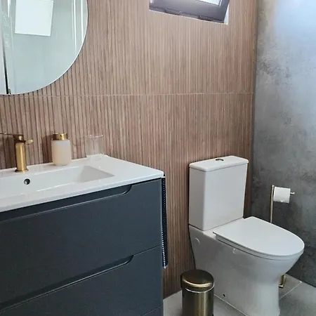 Dom wakacyjny Favinha Rooftop Machico (Madeira)