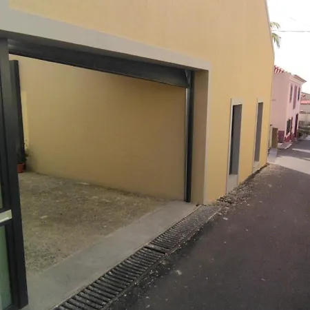 Vakantiehuis Favinha Rooftop Machico (Madeira)