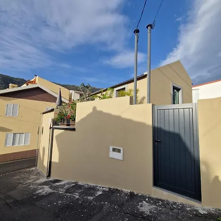 Favinha Rooftop Dom wakacyjny Machico (Madeira)