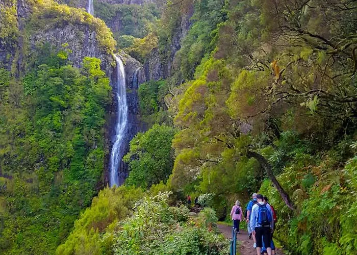Favinha Rooftop Machico (Madeira)