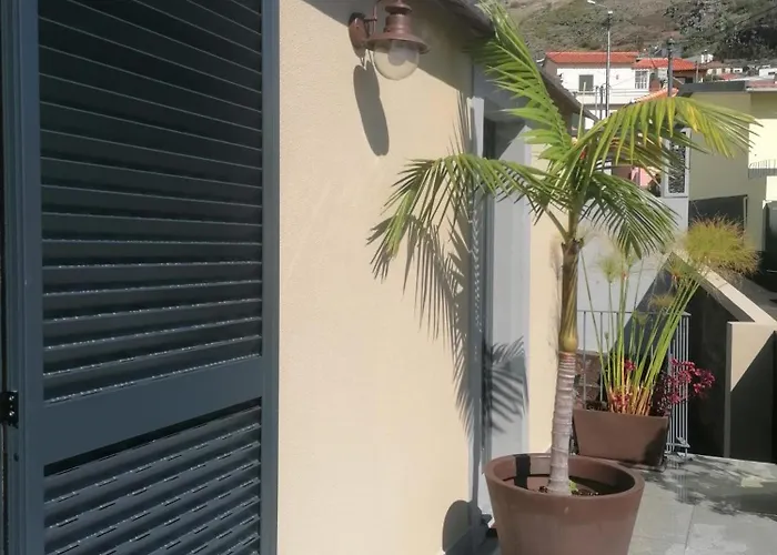 Favinha Rooftop Semesterbostad Machico (Madeira)