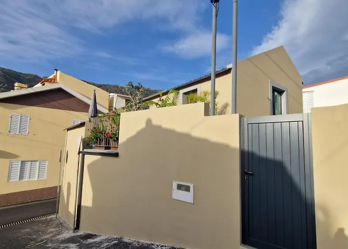 Favinha Rooftop Semesterbostad Machico (Madeira)